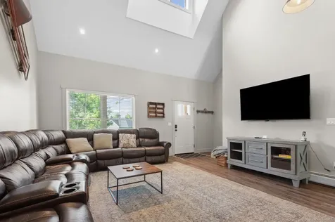 12 Oxbow Lane Conway NH 03813