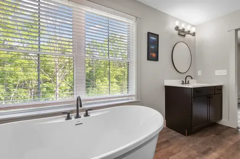 12 Oxbow Lane Conway NH 03813