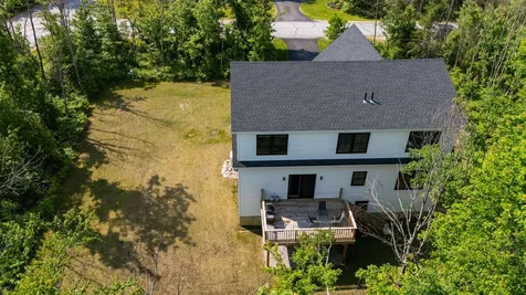 12 Oxbow Lane Conway NH 03813