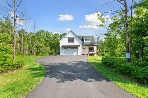 12 Oxbow Lane Conway NH 03813