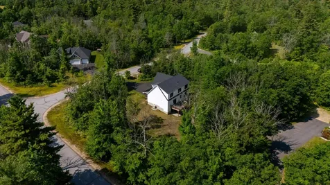 12 Oxbow Lane Conway NH 03813