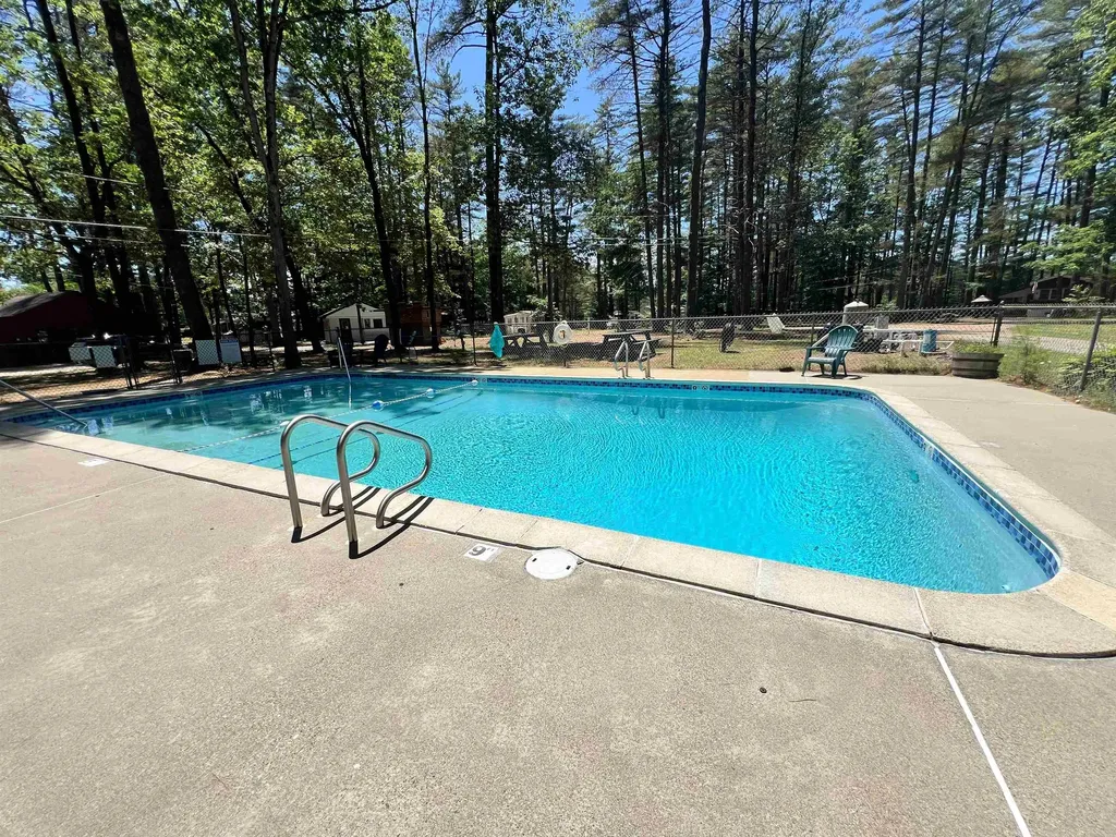 127 Merrymeeting Lane Alton NH 03809