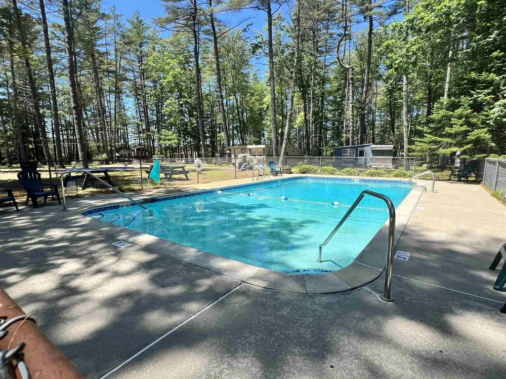 127 Merrymeeting Lane Alton NH 03809