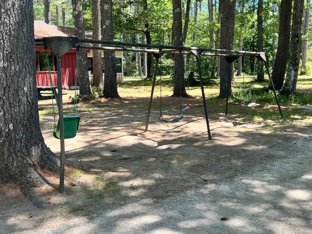 127 Merrymeeting Lane Alton NH 03809