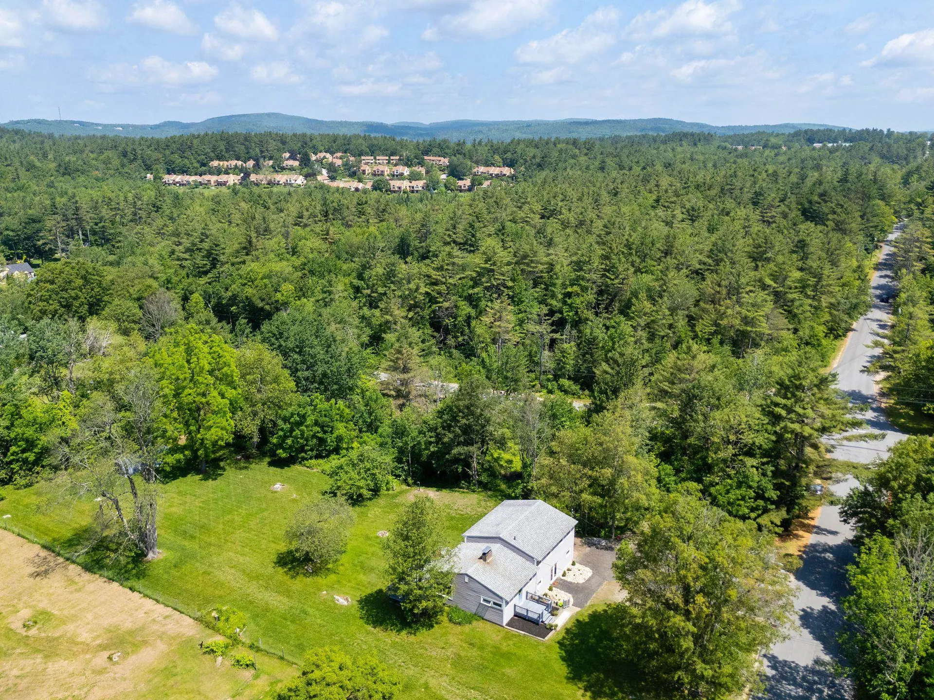 626 County Road New London NH 03257