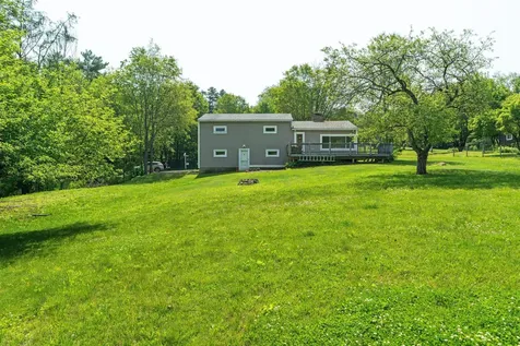 626 County Road New London NH 03257