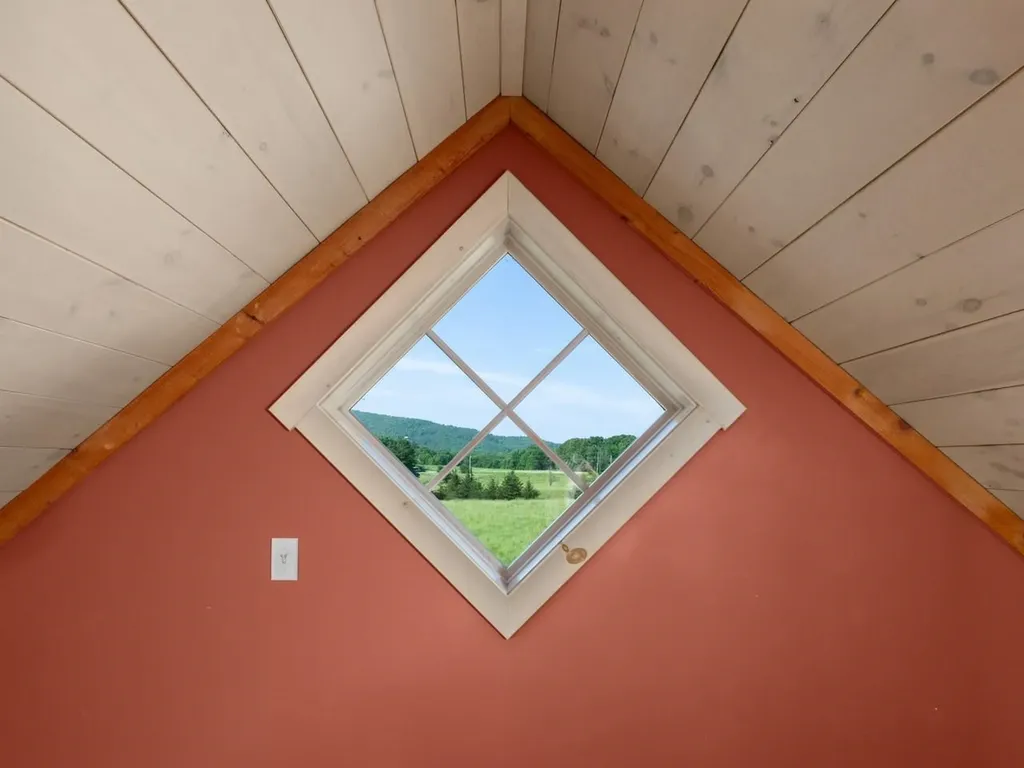 754 Four Winds Road Ferrisburgh VT 05473