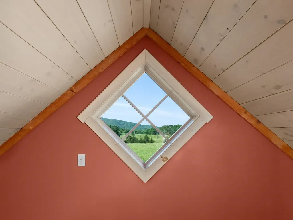 754 Four Winds Road Ferrisburgh VT 05473