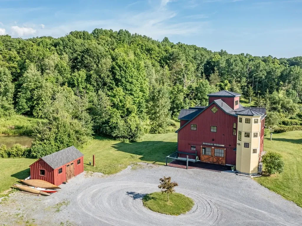 754 Four Winds Road Ferrisburgh VT 05473