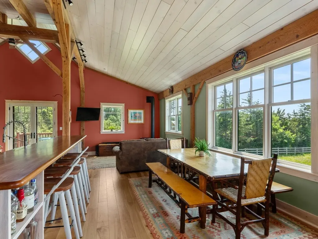 754 Four Winds Road Ferrisburgh VT 05473