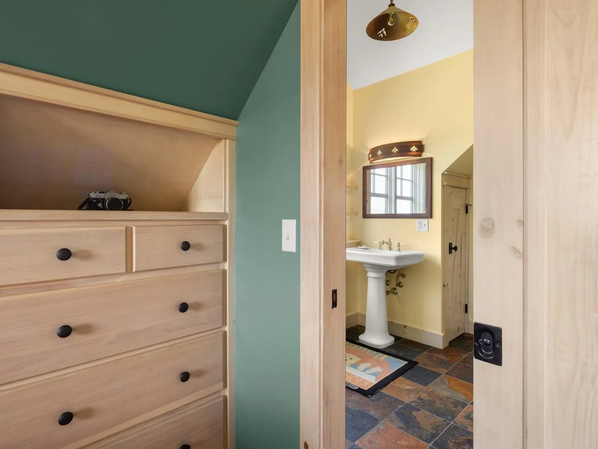 754 Four Winds Road Ferrisburgh VT 05473