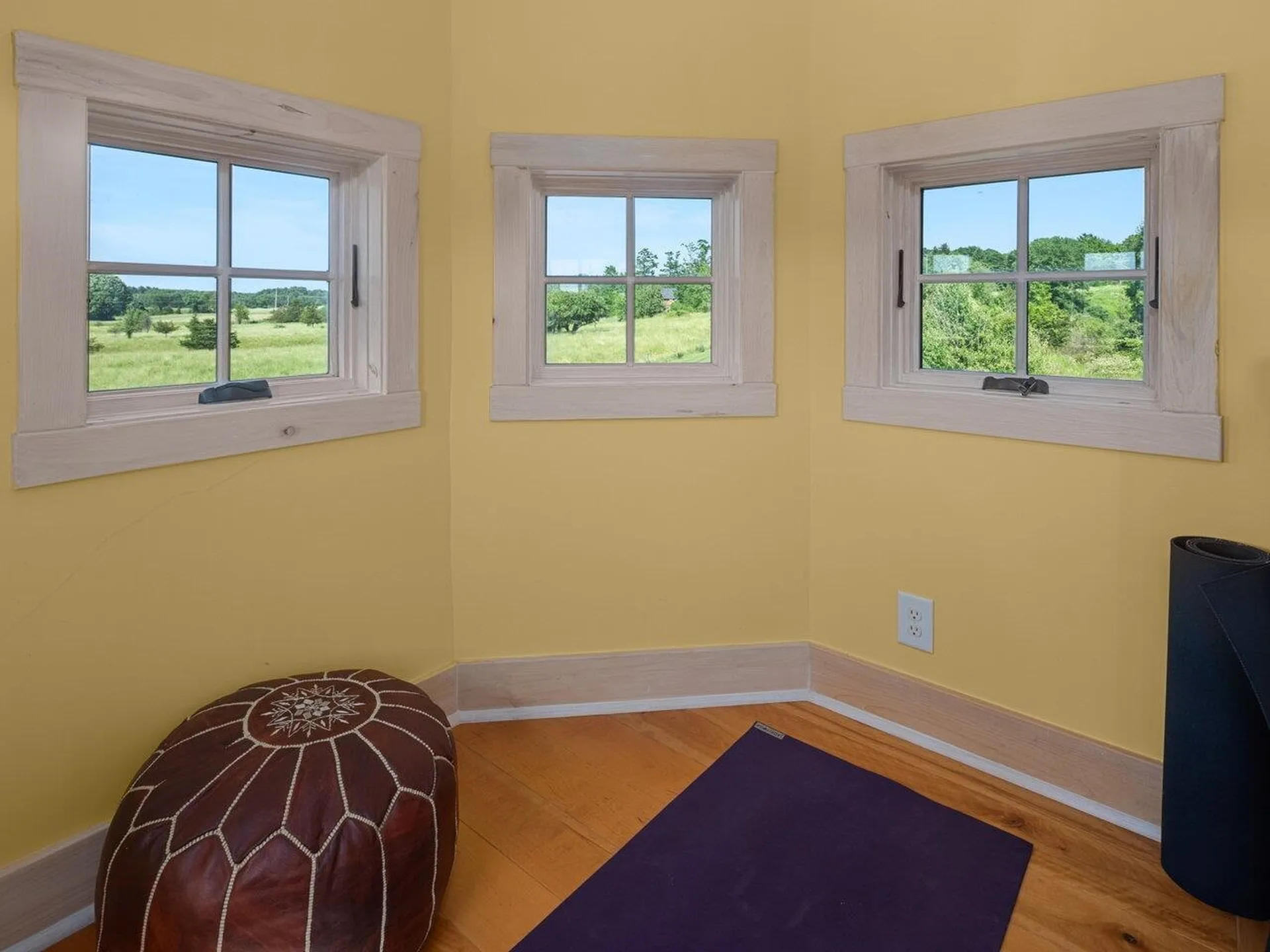 754 Four Winds Road Ferrisburgh VT 05473