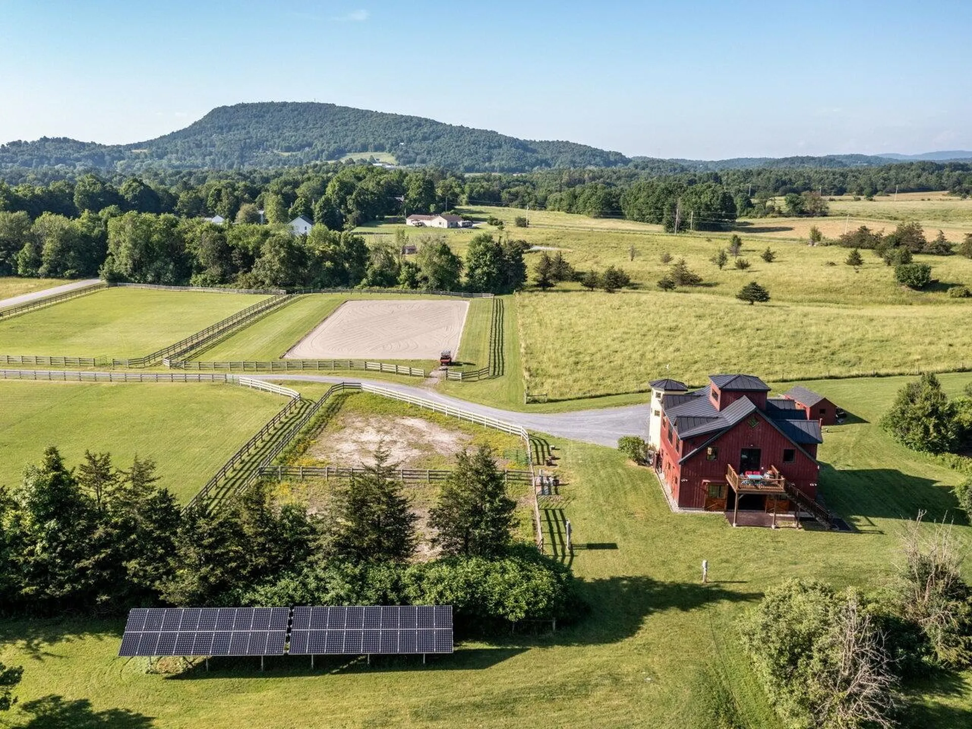 754 Four Winds Road Ferrisburgh VT 05473