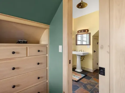754 Four Winds Road Ferrisburgh VT 05473