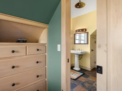 754 Four Winds Road Ferrisburgh VT 05473