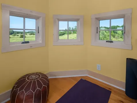 754 Four Winds Road Ferrisburgh VT 05473