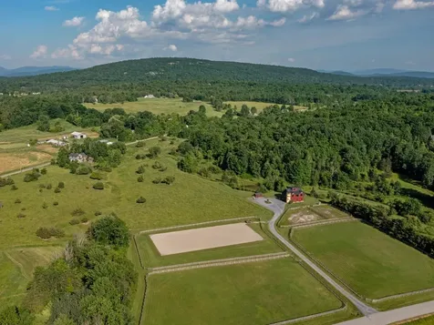 754 Four Winds Road Ferrisburgh VT 05473