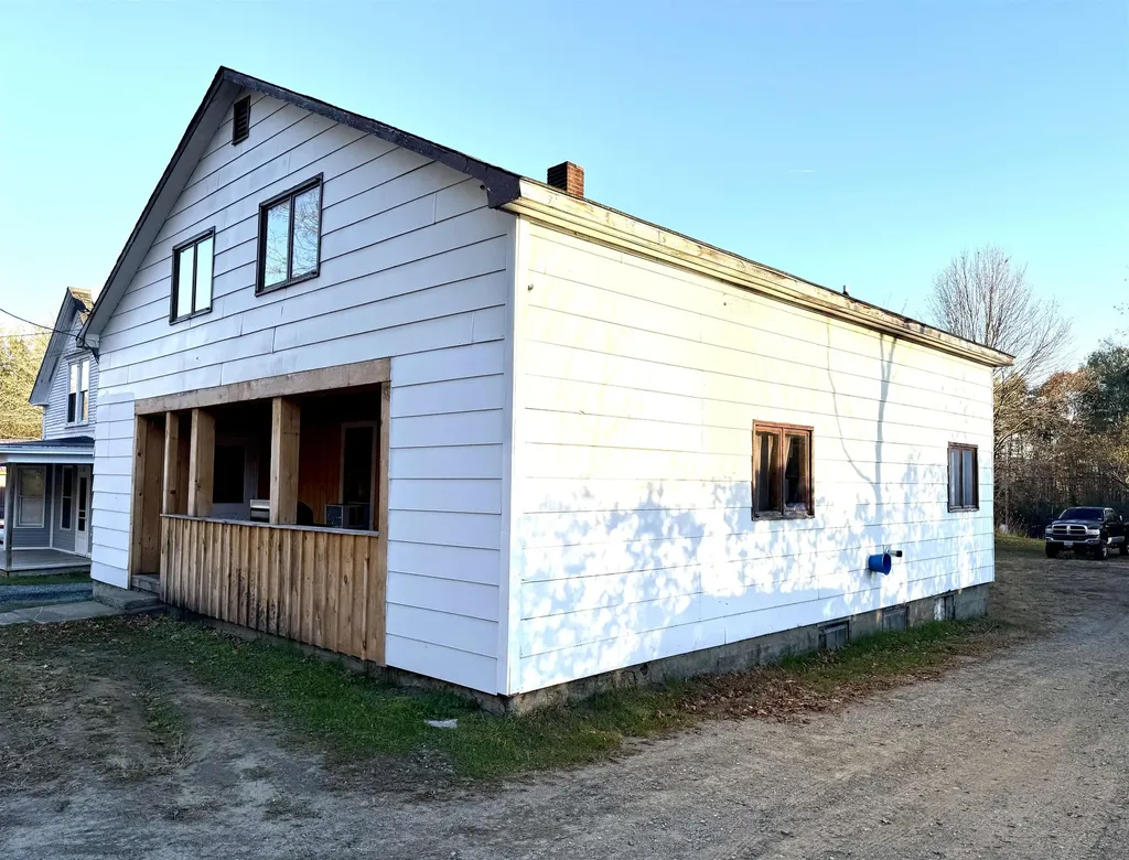 65 Hollow Road Stratford NH 03590