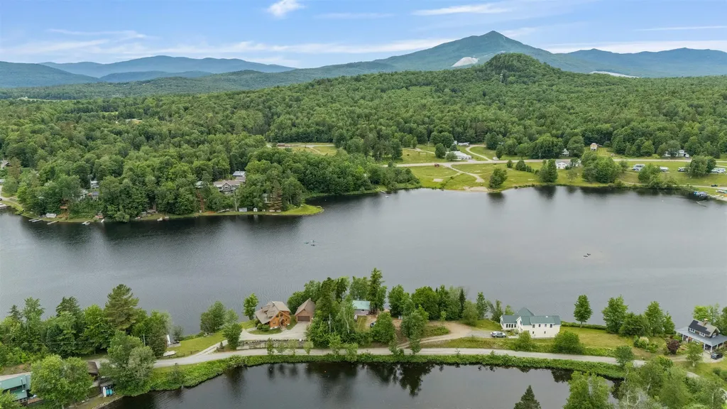 671 Peninsula Drive Eden VT 05653