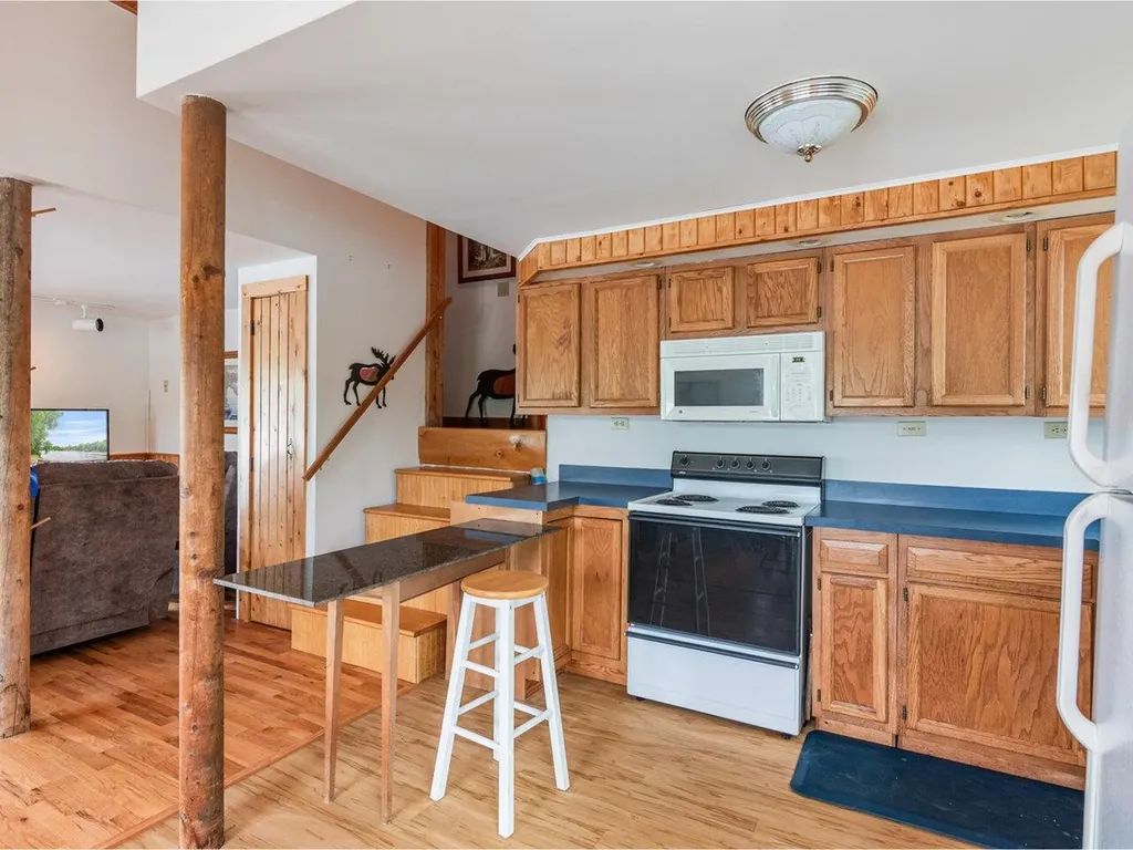 671 Peninsula Drive Eden VT 05653