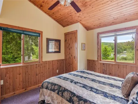 671 Peninsula Drive Eden VT 05653