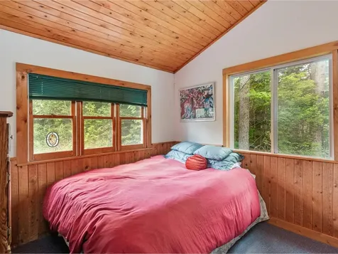 671 Peninsula Drive Eden VT 05653