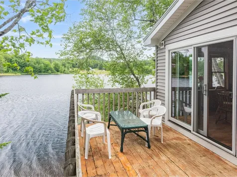 671 Peninsula Drive Eden VT 05653