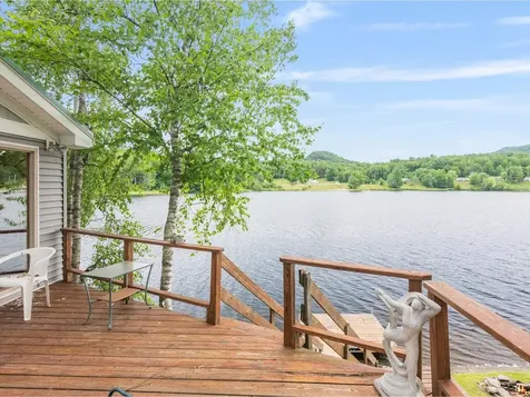 671 Peninsula Drive Eden VT 05653