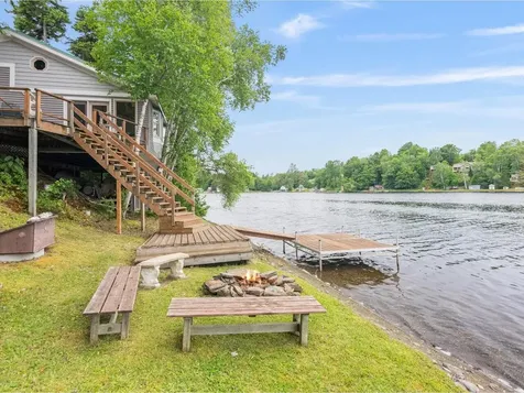 671 Peninsula Drive Eden VT 05653