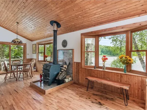 671 Peninsula Drive Eden VT 05653