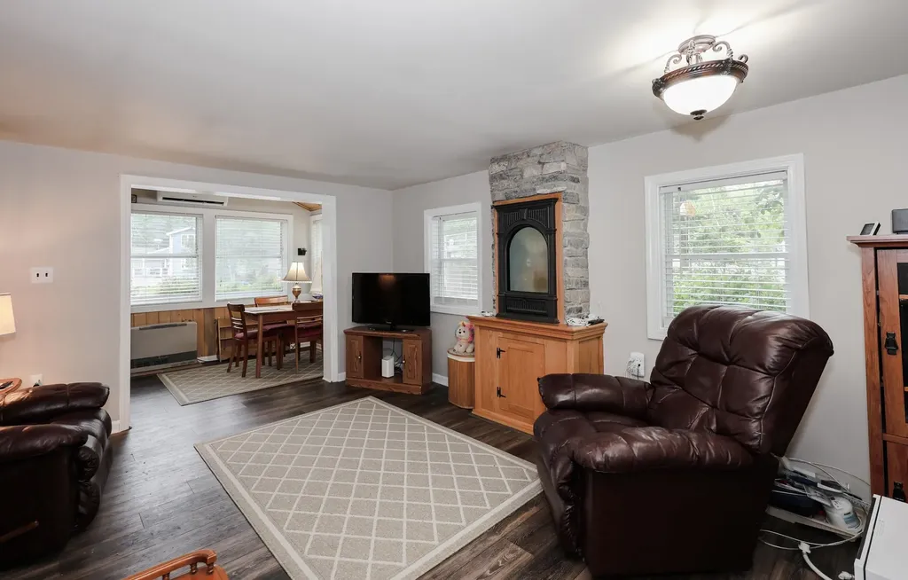 1 Woodbridge Lsp Road Gilford NH 03249