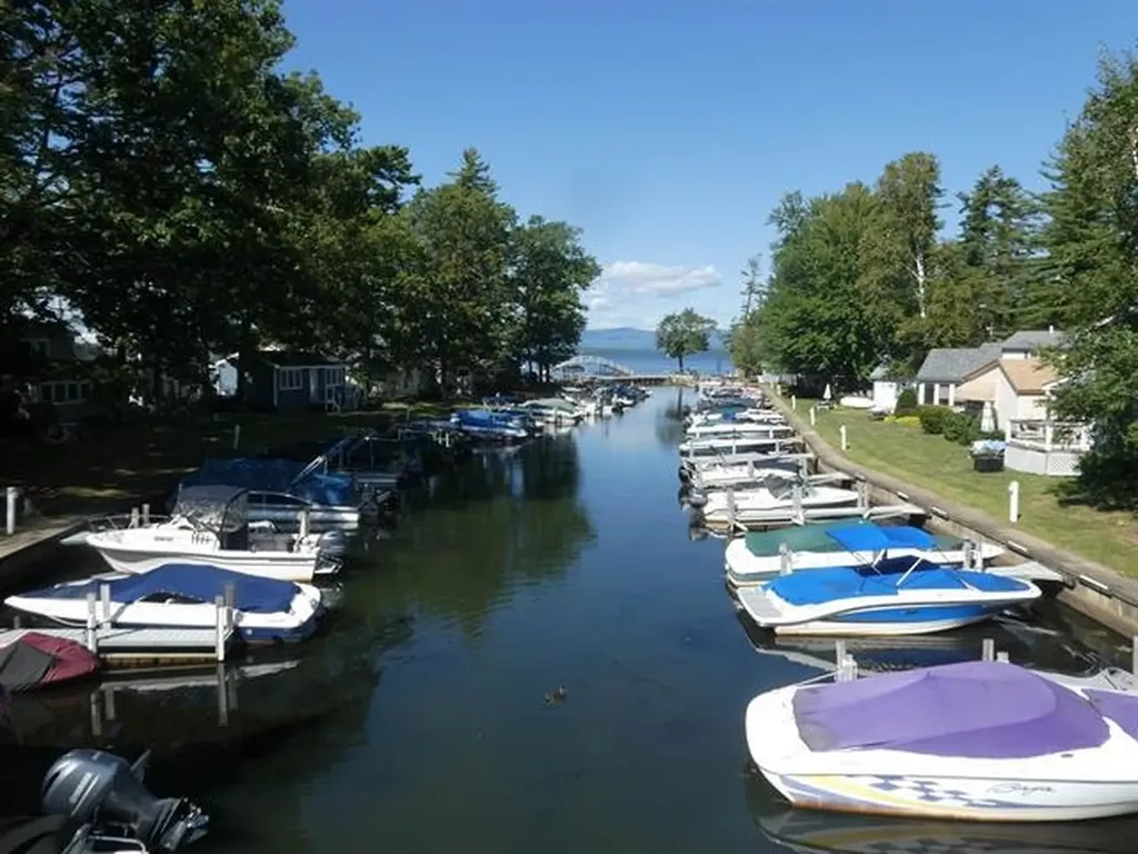 1 Woodbridge Lsp Road Gilford NH 03249