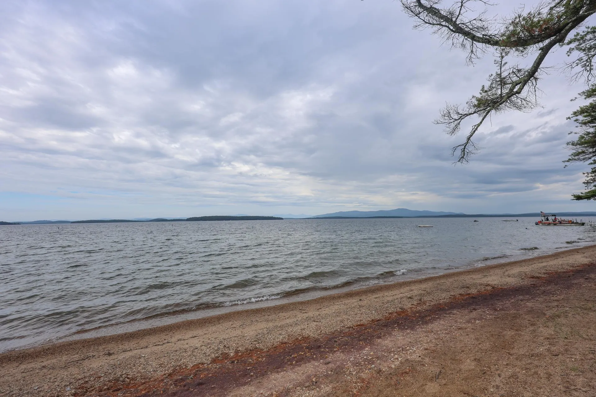 1 Woodbridge Lsp Road Gilford NH 03249