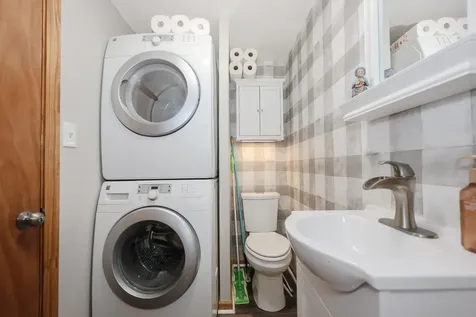 1 Woodbridge Lsp Road Gilford NH 03249