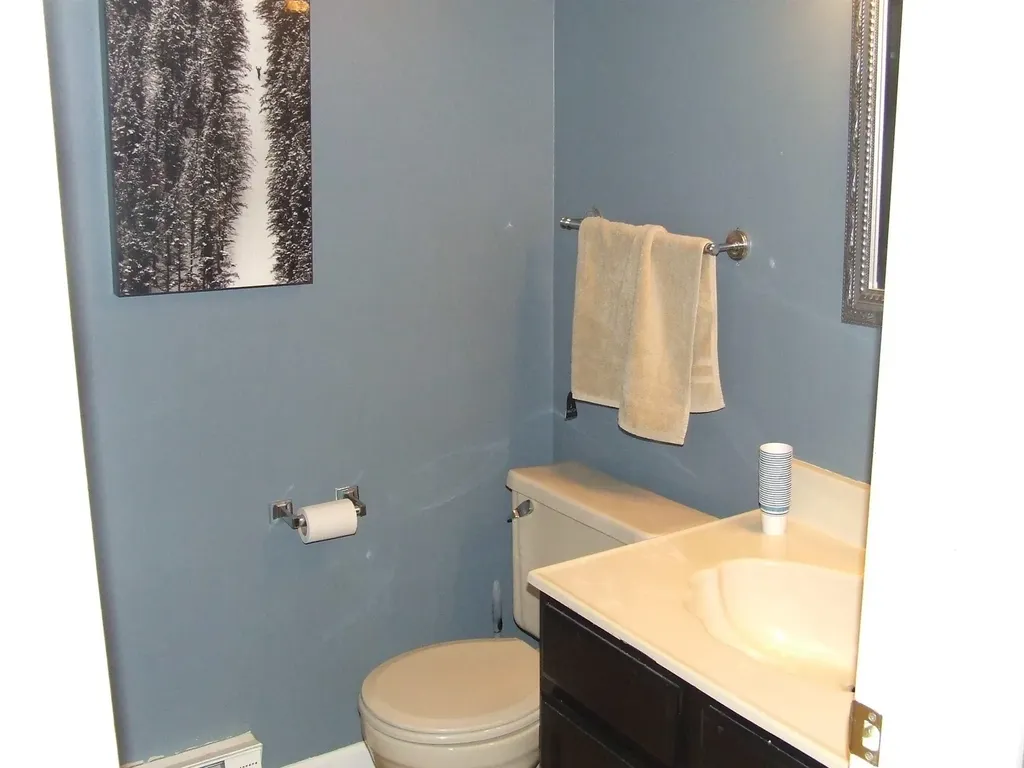 6 Hayes Drive Woodstock NH 03262