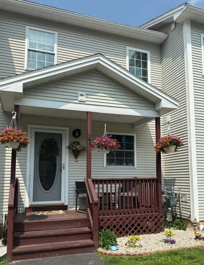 23 Twin Court St. Albans Town VT 05478