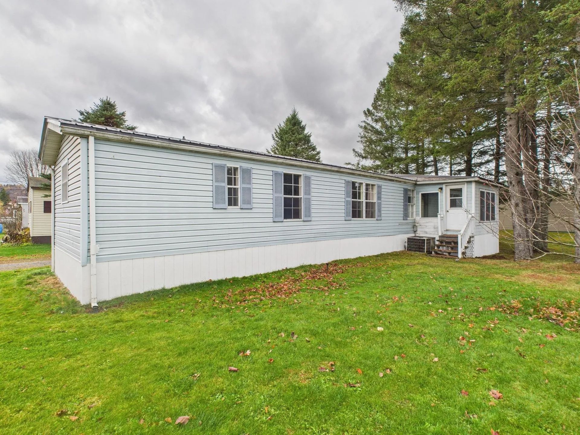 13 Nh Route 145 Colebrook NH 03576