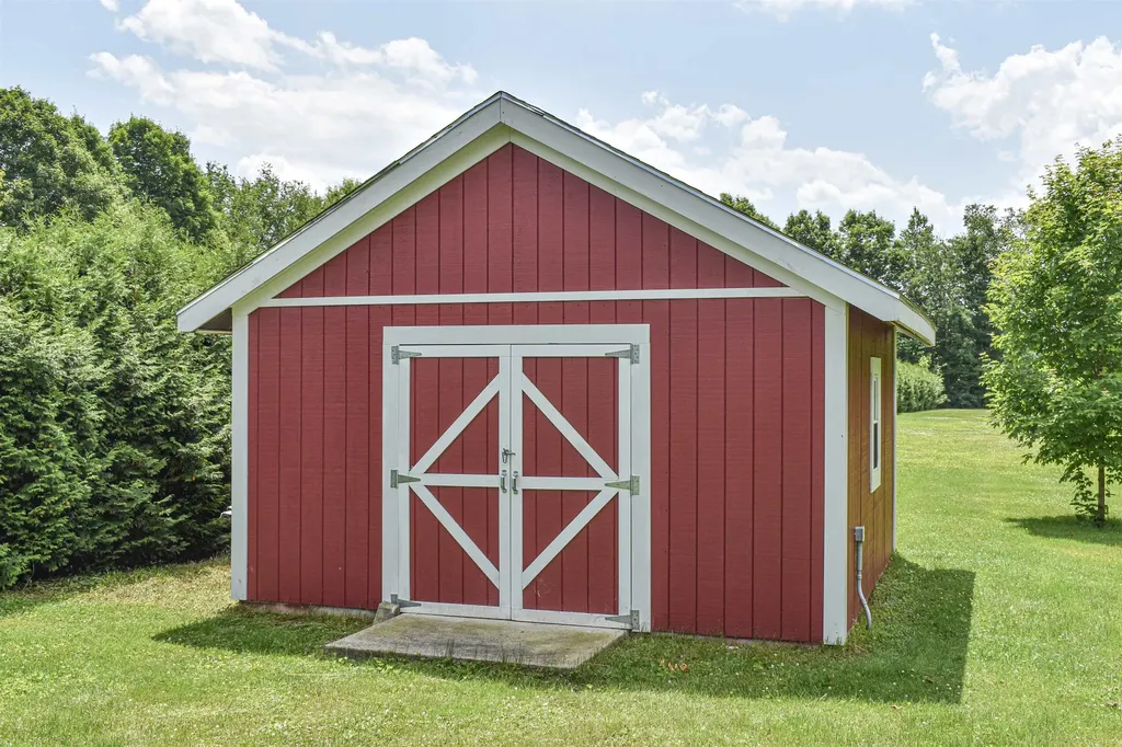 20 Park Street Underhill VT 05489