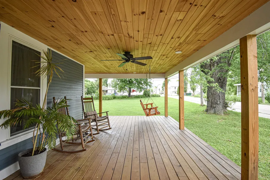 20 Park Street Underhill VT 05489