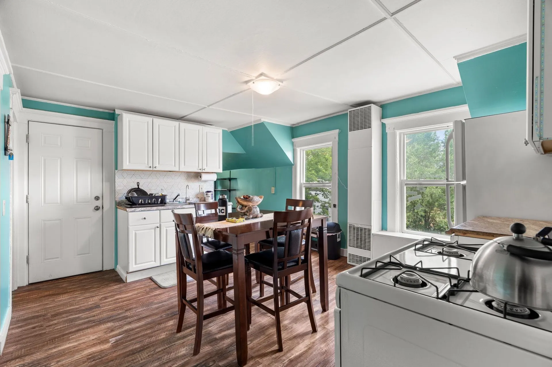 89 4th Street Manchester NH 03102