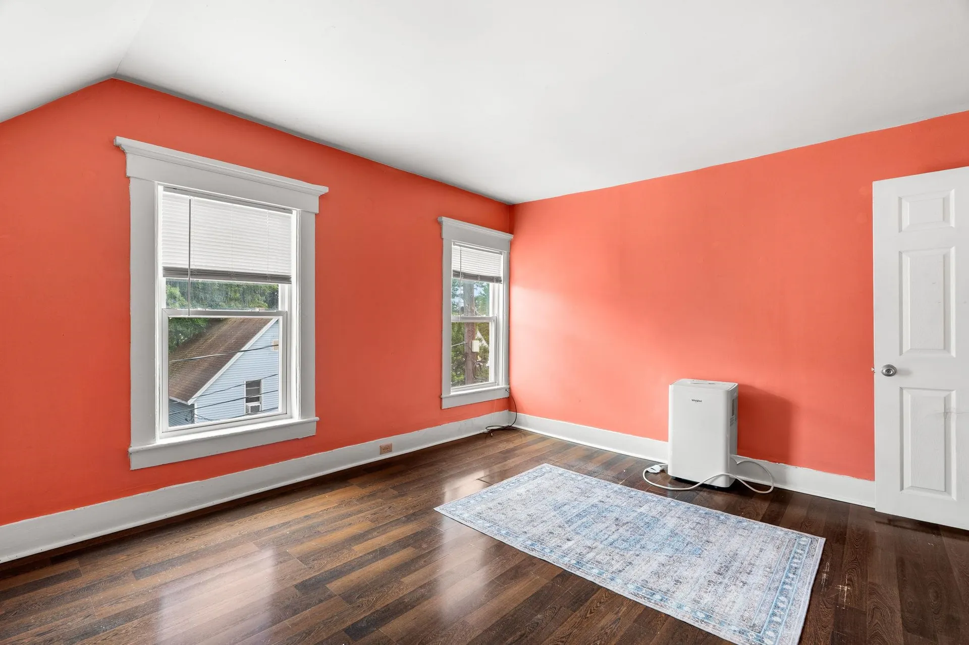 89 4th Street Manchester NH 03102