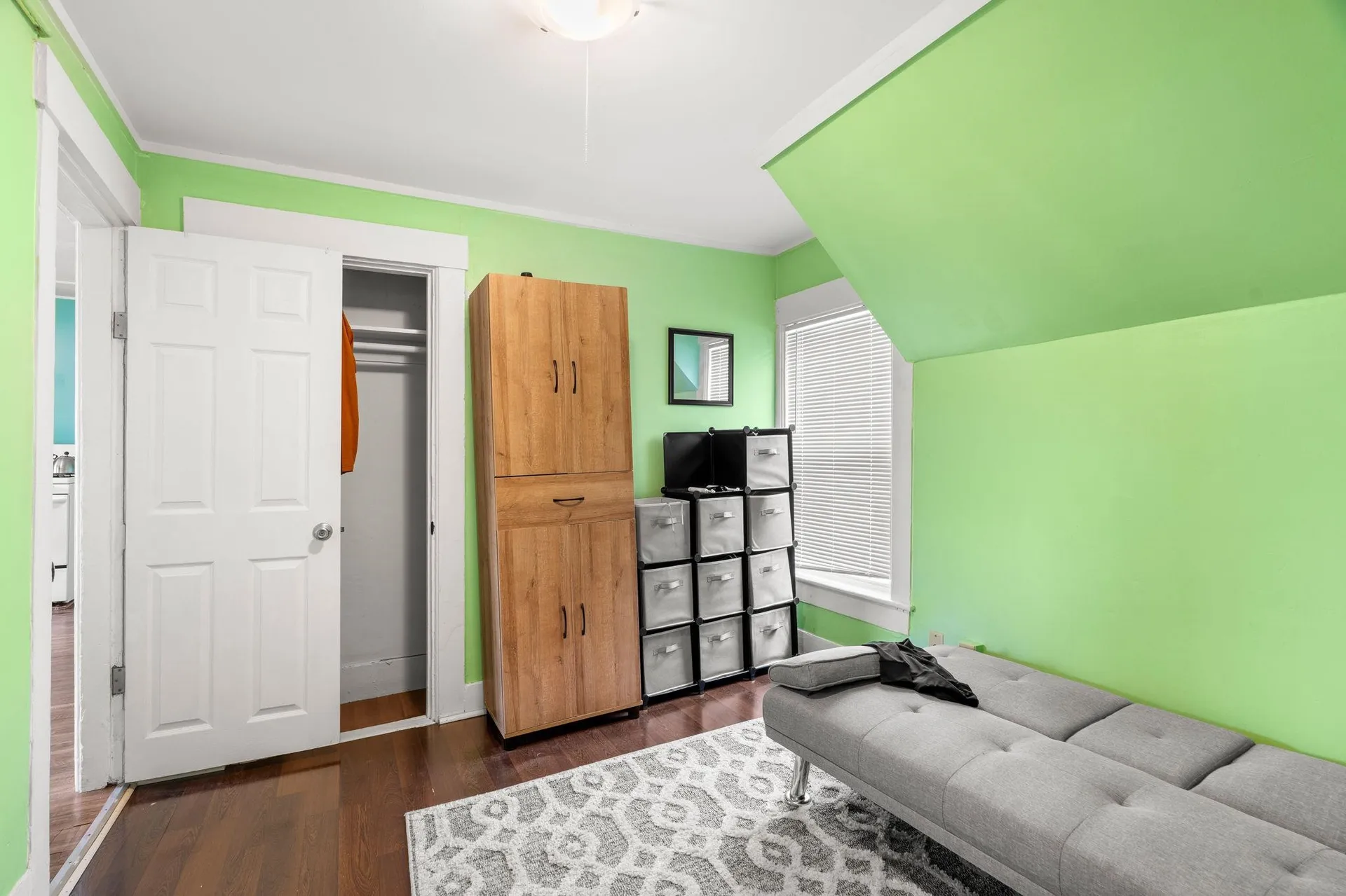 89 4th Street Manchester NH 03102