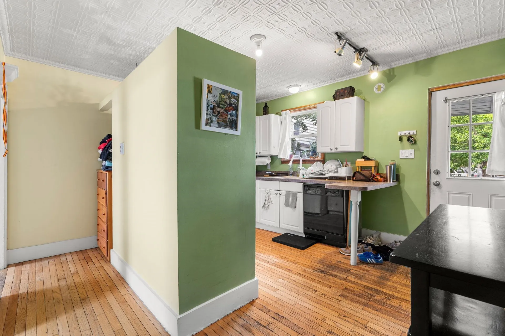 89 4th Street Manchester NH 03102