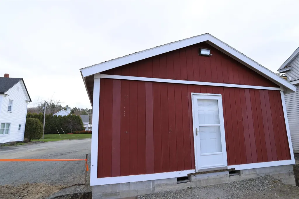 487 East Main Street Newport City VT 05855