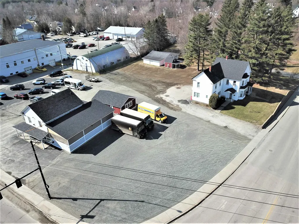 487 East Main Street Newport City VT 05855