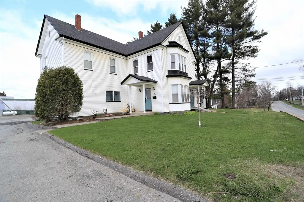 487 East Main Street Newport City VT 05855