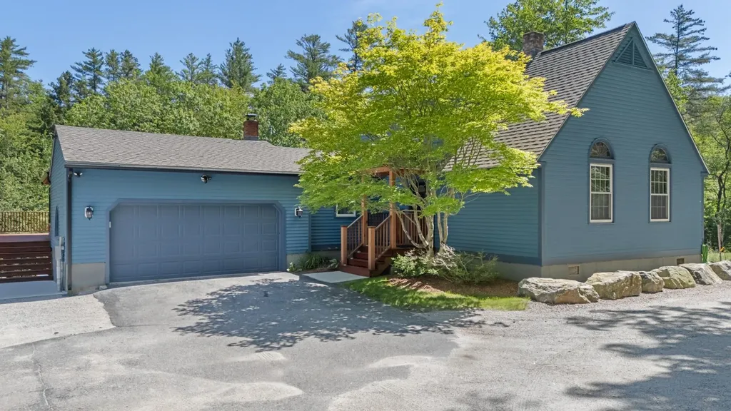 3008 State Route 114 Bradford NH 03221