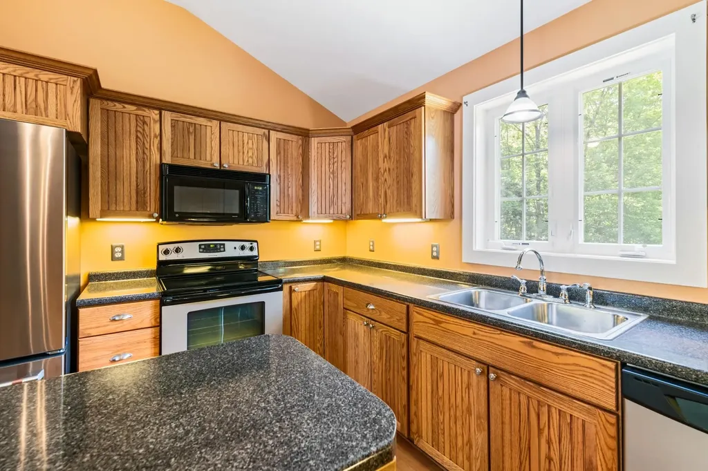 3008 State Route 114 Bradford NH 03221