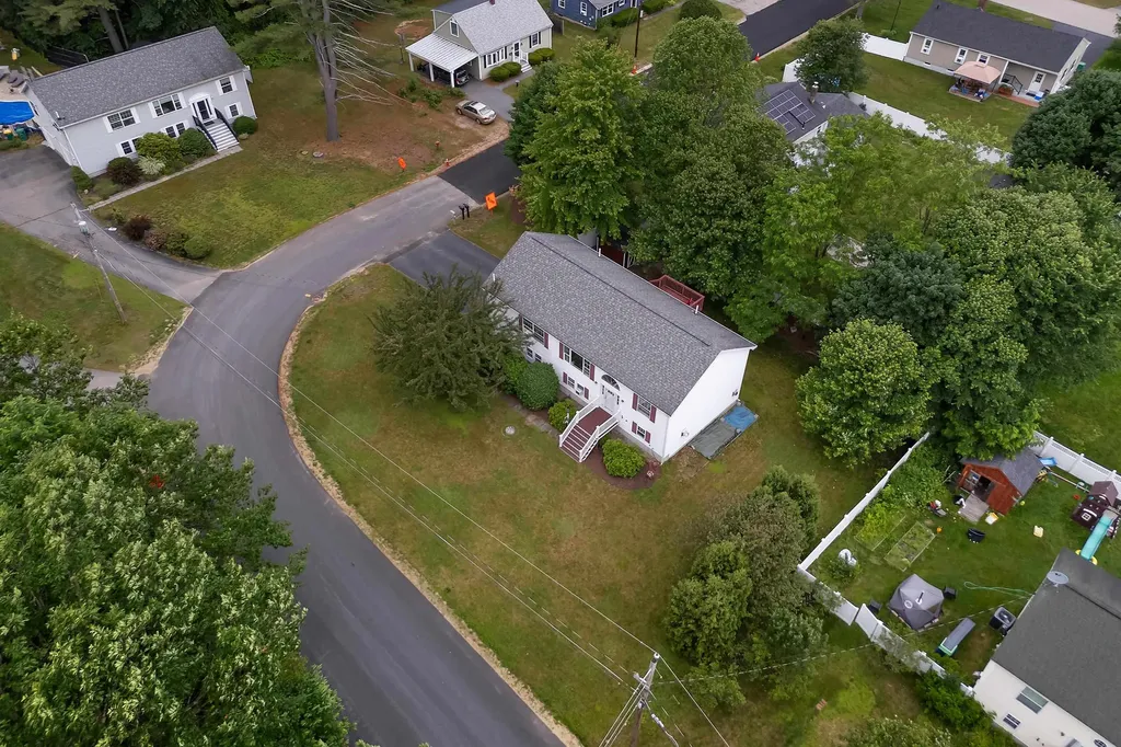 7 Amanda Street Rochester NH 03867
