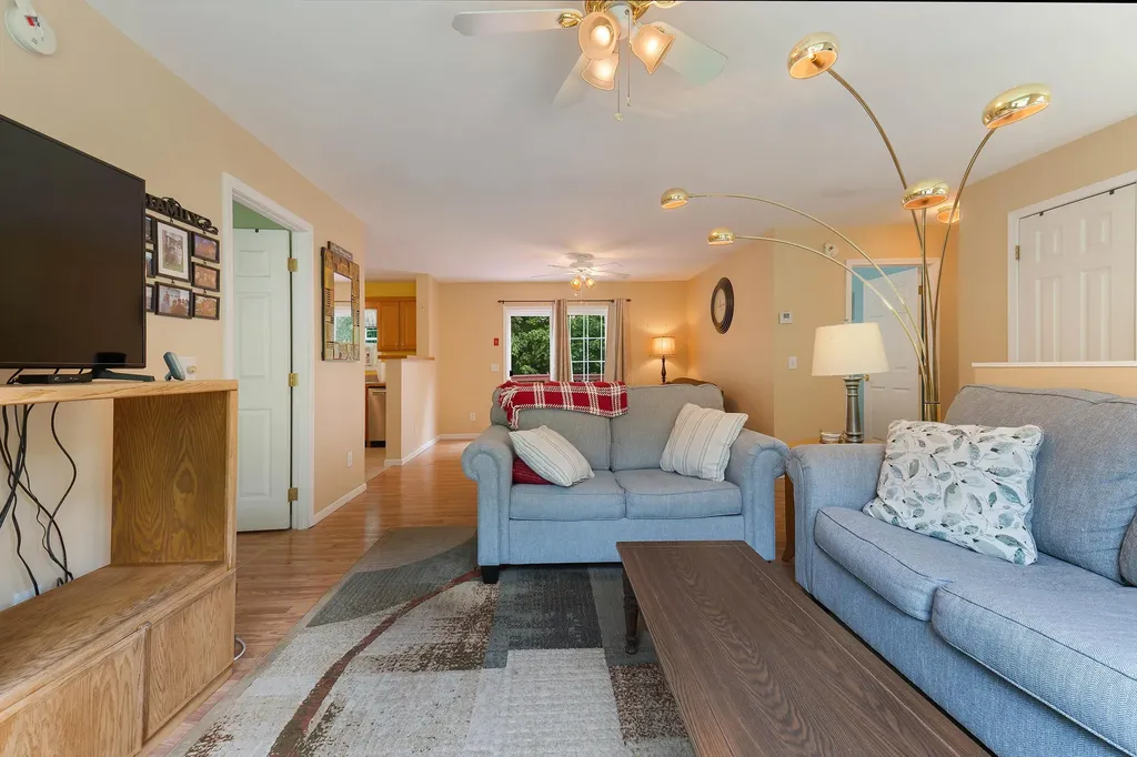 7 Amanda Street Rochester NH 03867